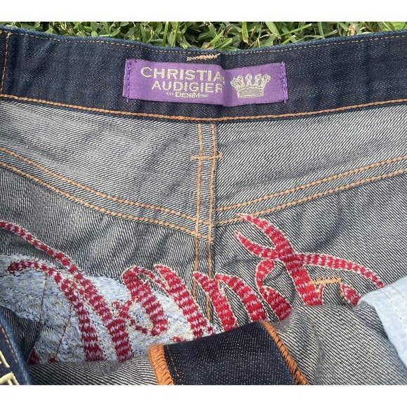 Christian Audigier Ed Hardy Shorts Mens 44 Blue Denim Embroidered Skull Rose - Picture 14 of 16